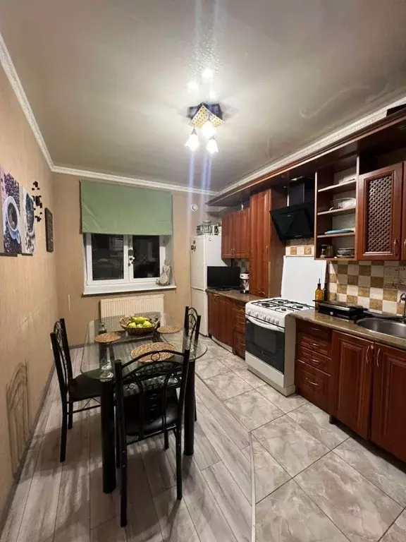 2-к кв. Калининградская область, Гурьевск Красная ул., 11А (57.8 м) - Фото 0