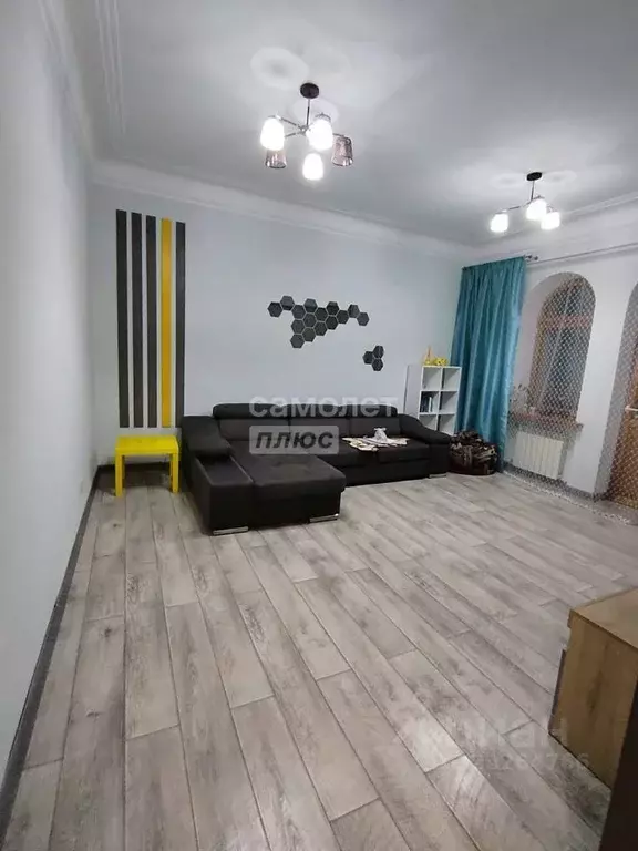 3-к кв. Иркутская область, Иркутск ул. Сибирских Партизан, 4 (80.4 м) - Фото 1