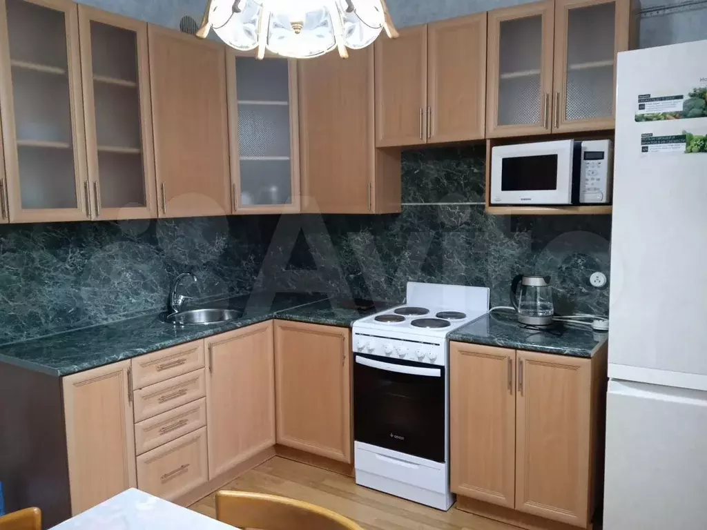 2-к. квартира, 60 м, 5/5 эт. - Фото 1