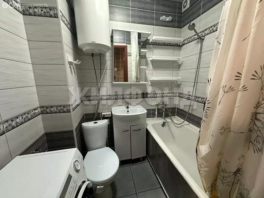 2-комнатная квартира: Барнаул, улица Юрина, 206К (40.1 м) - Фото 0