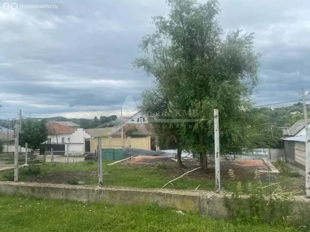 Участок в Учкекен, улица Чкалова (4 м) - Фото 0