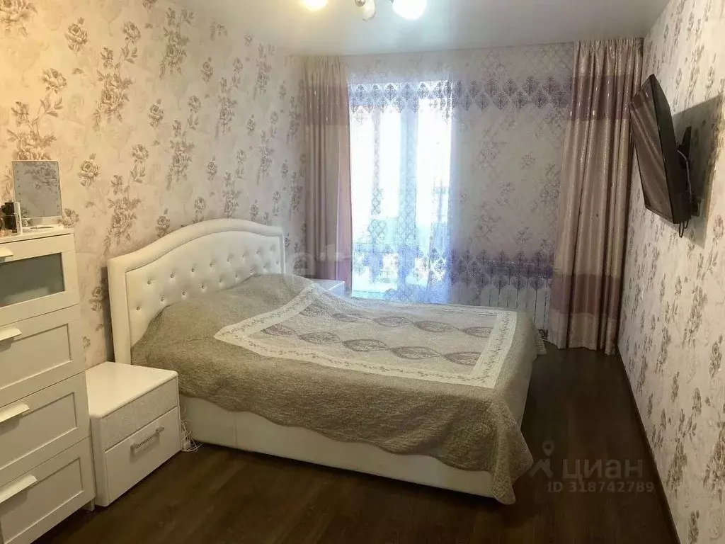 3-к кв. Новосибирская область, Новосибирск Кубовая ул., 92/1 (71.7 м) - Фото 0