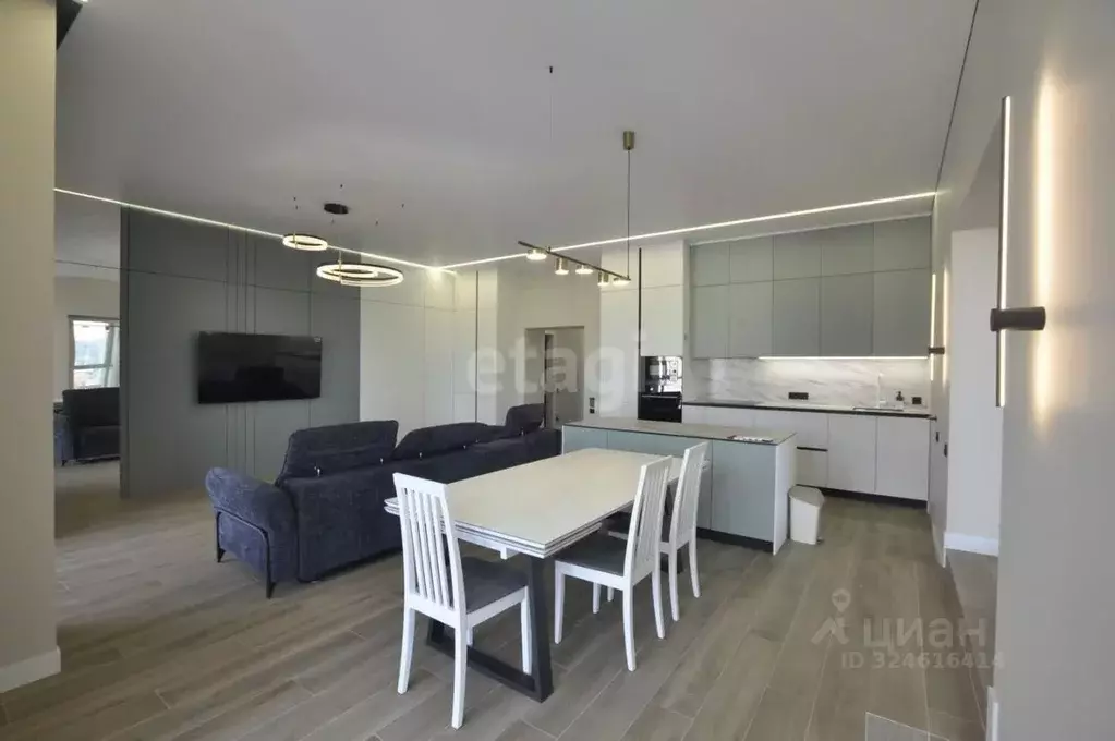 4-к кв. Липецкая область, Липецк Октябрьская ул., 7 (194.3 м) - Фото 1