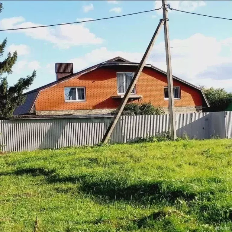 Дом в Татарстан, Набережные Челны ул. Каюма Насыри, 6 (247 м) - Фото 1