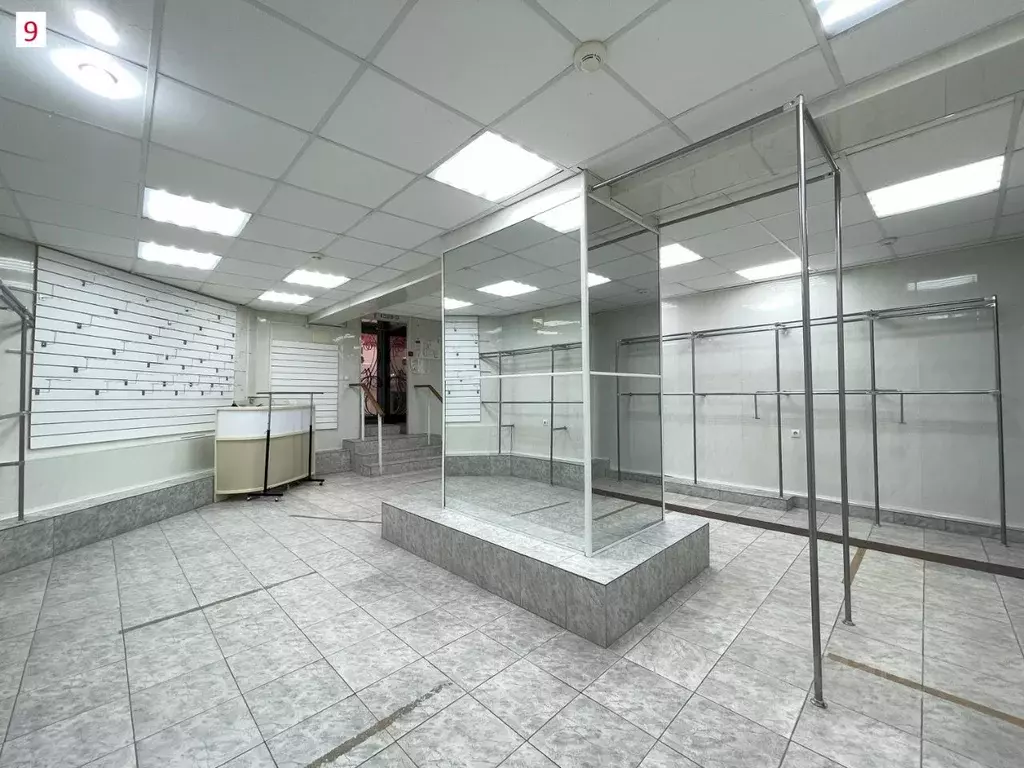 Помещение свободного назначения в Краснодарский край, Армавир ул. ... - Фото 1