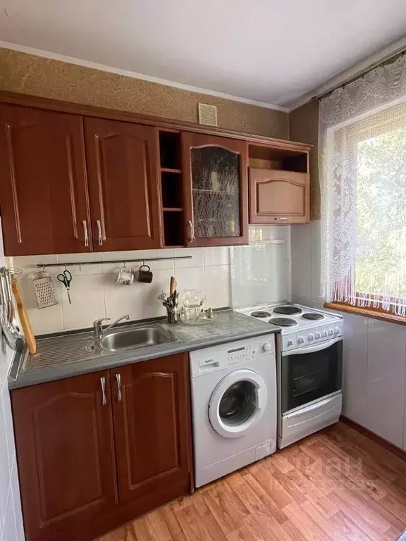 3-к кв. Алтайский край, Барнаул ул. 50 лет СССР, 43 (46.5 м) - Фото 0