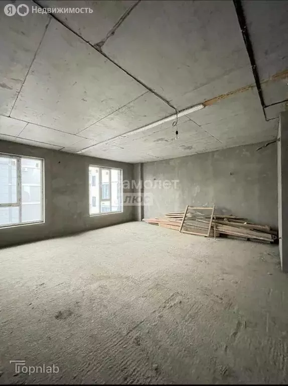 5-комнатная квартира: Нальчик, улица Тлостанова, 32 (213 м) - Фото 1