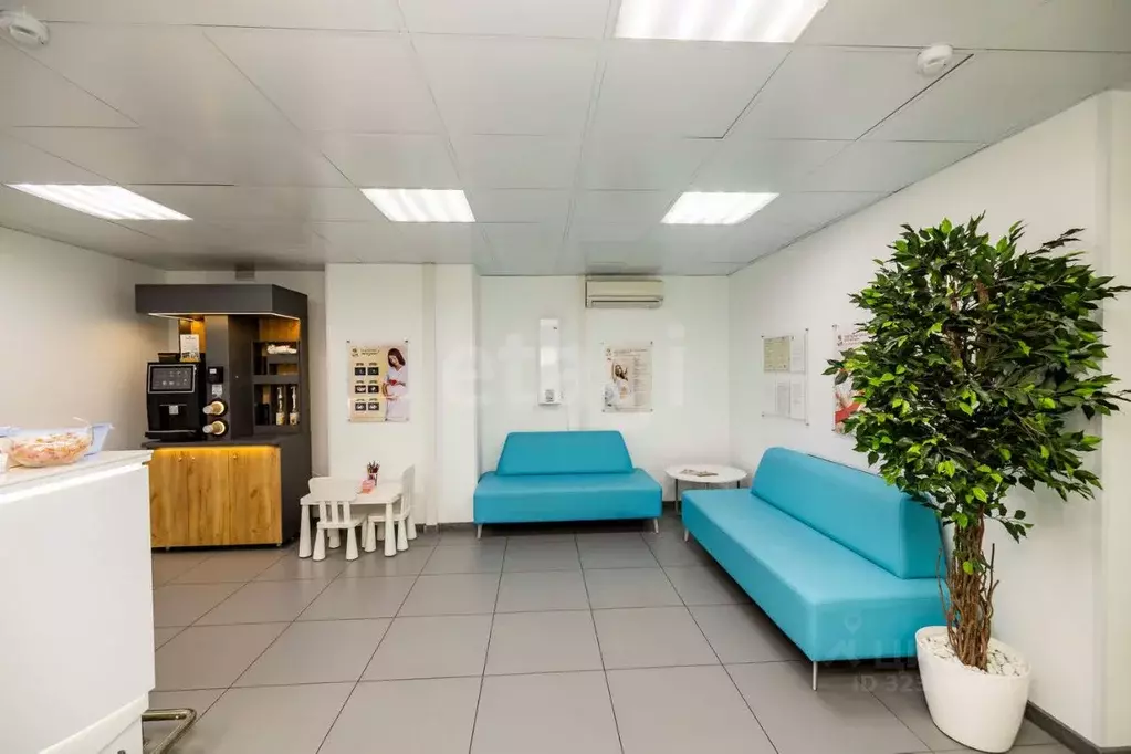 Торговая площадь в Ханты-Мансийский АО, Сургут просп. Мира, 53 (150 м) - Фото 1