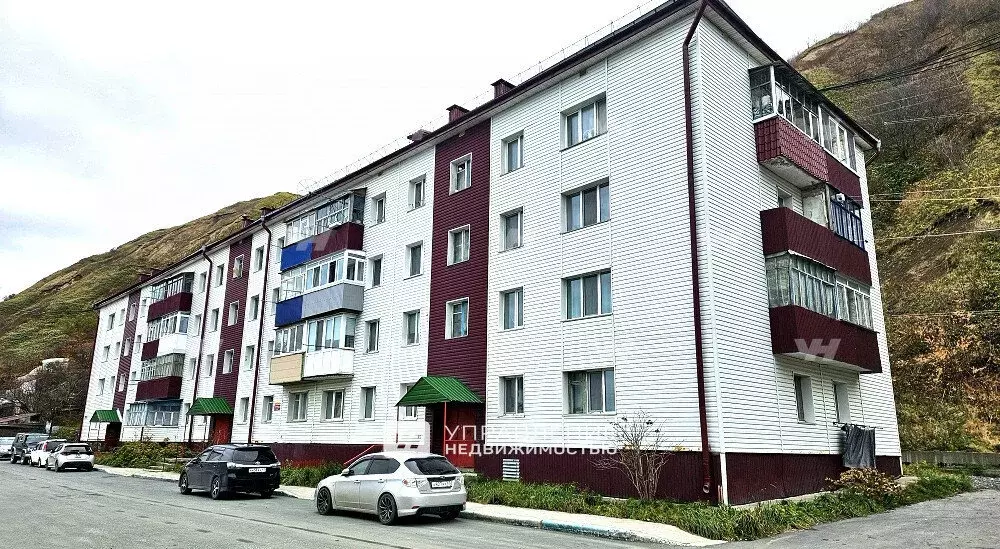 3-комнатная квартира: Невельск, Школьная улица, 87 (58.4 м) - Фото 1