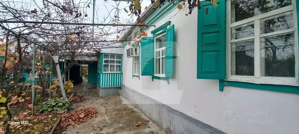 Дом в Краснодарский край, Красноармейский район, Трудобеликовское ... - Фото 1