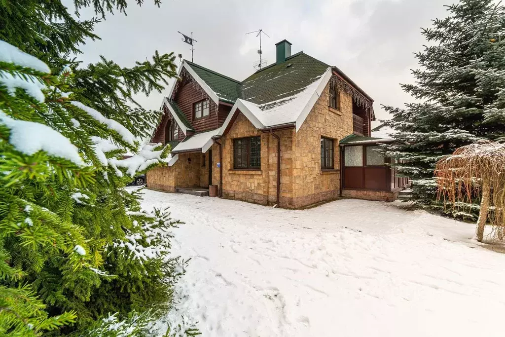 Дом в Санкт-Петербург Сергиево тер., ул. Свердлова, 32/1 (250 м) - Фото 1