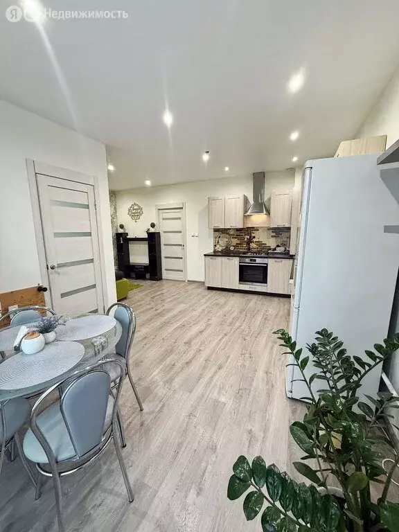 1-комнатная квартира: Киров, Севастопольская улица, 12 (41.1 м) - Фото 1