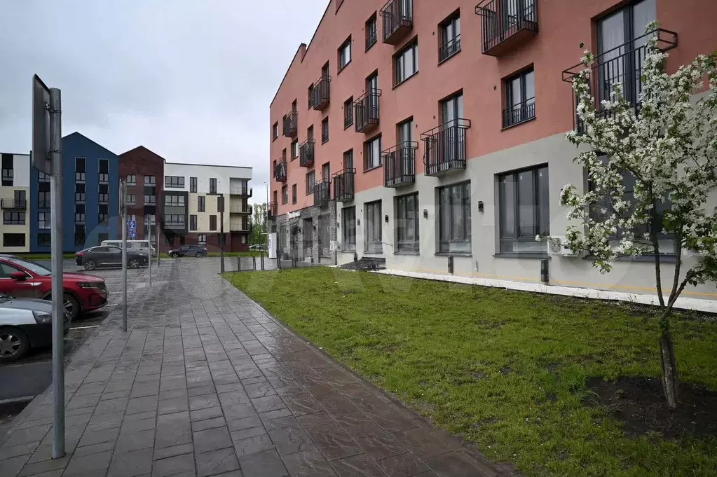 1-к. квартира, 38 м, 1/4 эт. - Фото 1