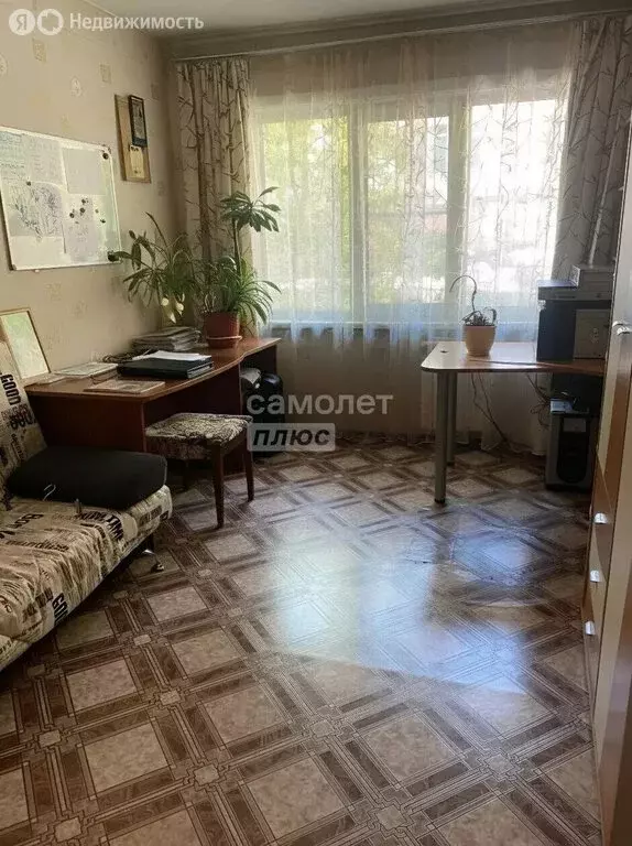 3-комнатная квартира: Иркутск, улица Добролюбова, 1 (68.5 м) - Фото 2