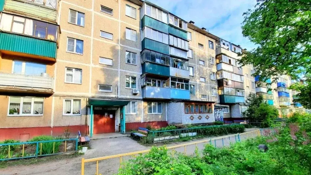 1-к кв. Курская область, Курск Курского завода тракторных запчастей ... - Фото 0