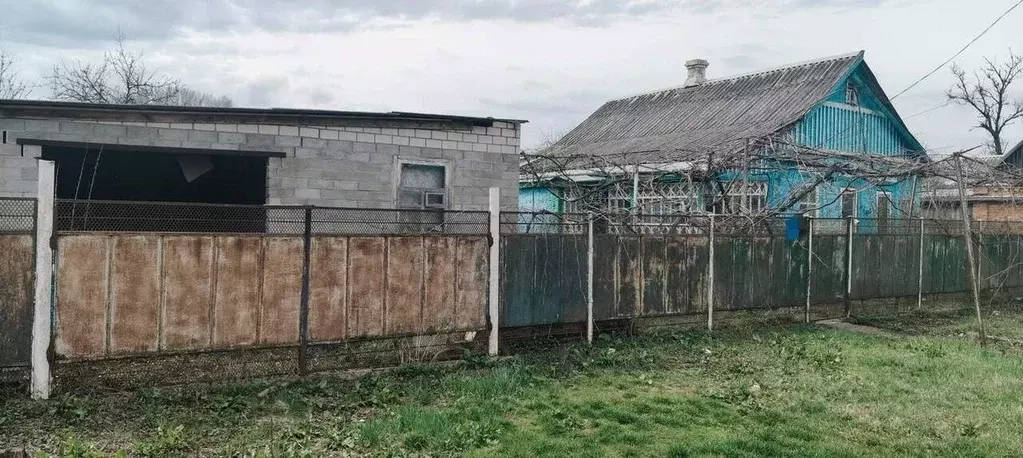 Дом в Краснодарский край, Северский район, Ильское городское ... - Фото 0