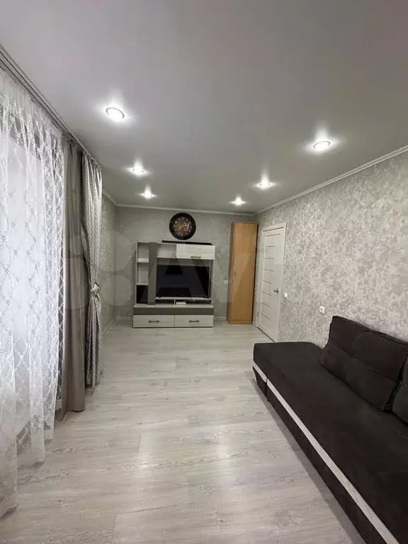 3-к. квартира, 59,7 м, 6/9 эт. - Фото 1