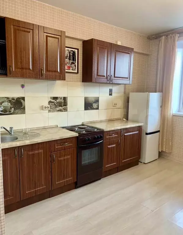 1-к. квартира, 38 м, 4/4 эт. - Фото 0