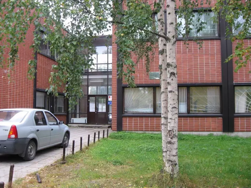 Помещение свободного назначения в Карелия, Костомукша Советская ул., ... - Фото 2