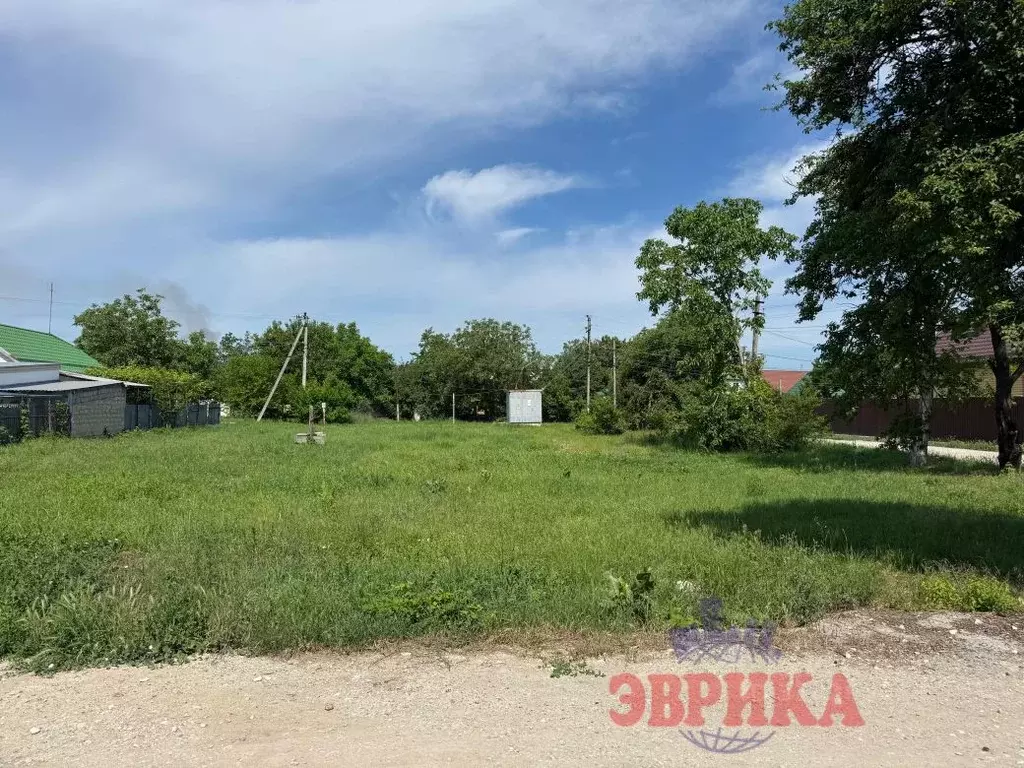 Участок в Краснодарский край, Крымск  (5.5 сот.) - Фото 0