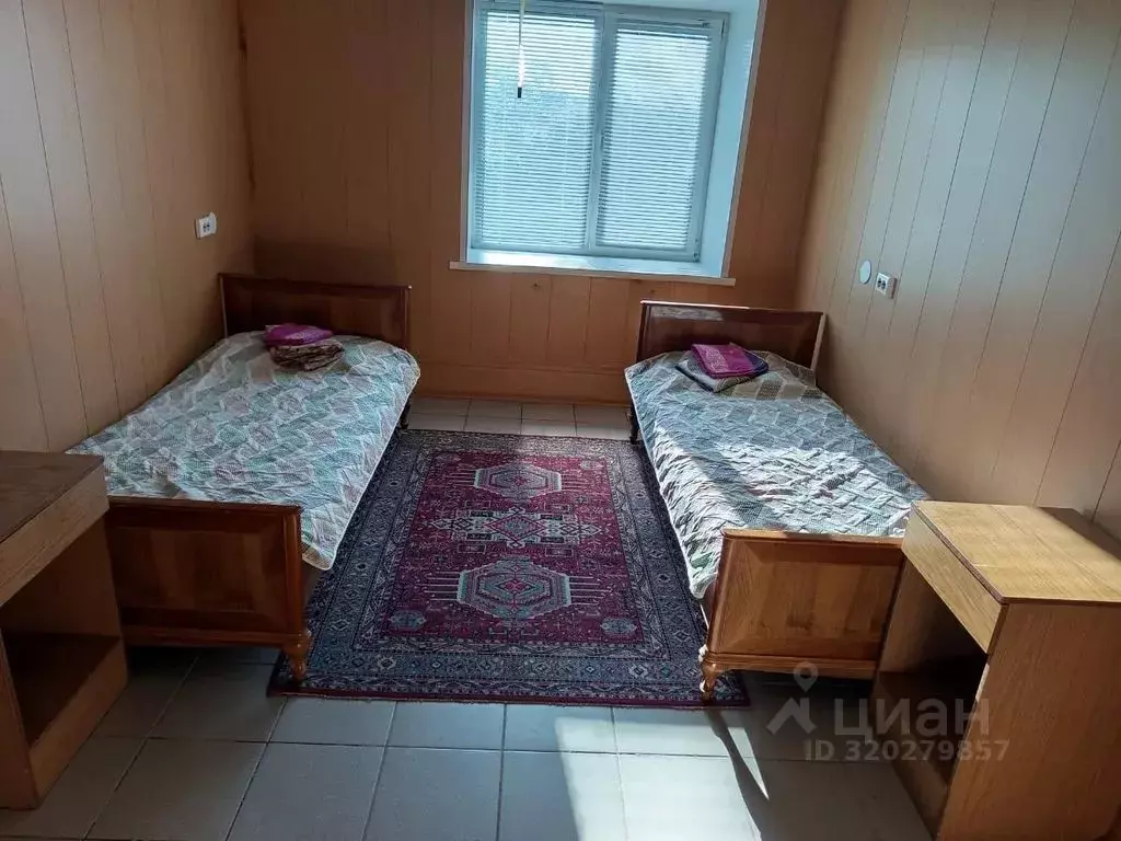 Комната Красноярский край, Шушенское пгт ул. Первомайская, 58Б1 - Фото 0