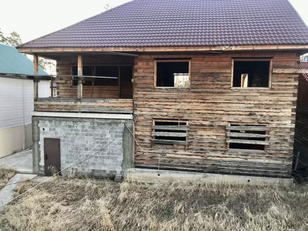 Дом в Бурятия, Улан-Удэ ул. Каменистая (242 м) - Фото 1