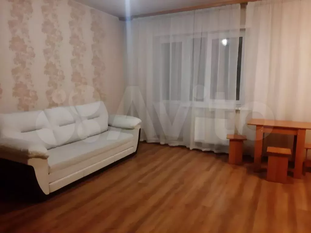 1-к. квартира, 40 м, 3/6 эт. - Фото 1