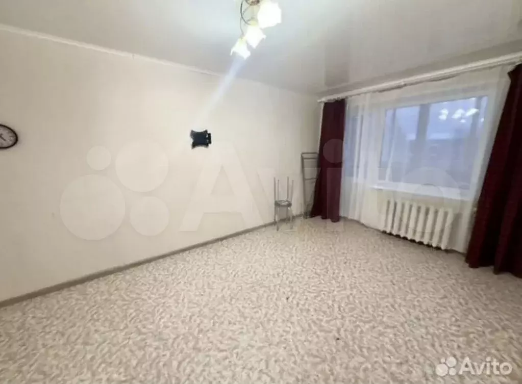 1-к. квартира, 30 м, 4/4 эт. - Фото 0