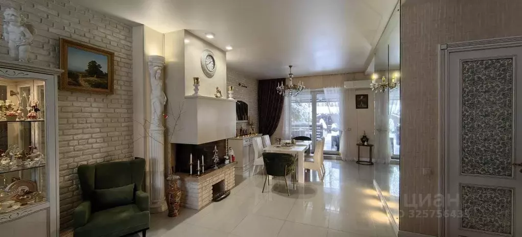 Таунхаус в Калужская область, Обнинск ул. Графская, 6 (360 м) - Фото 1