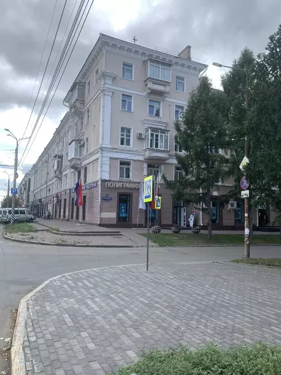 2-к кв. Омская область, Омск просп. Карла Маркса, 6 (60.0 м) - Фото 1
