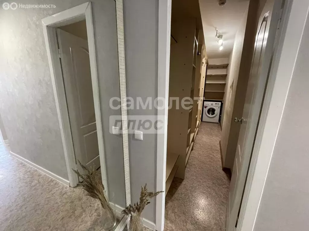 2-комнатная квартира: Ижевск, улица Холмогорова, 85 (53.7 м) - Фото 1