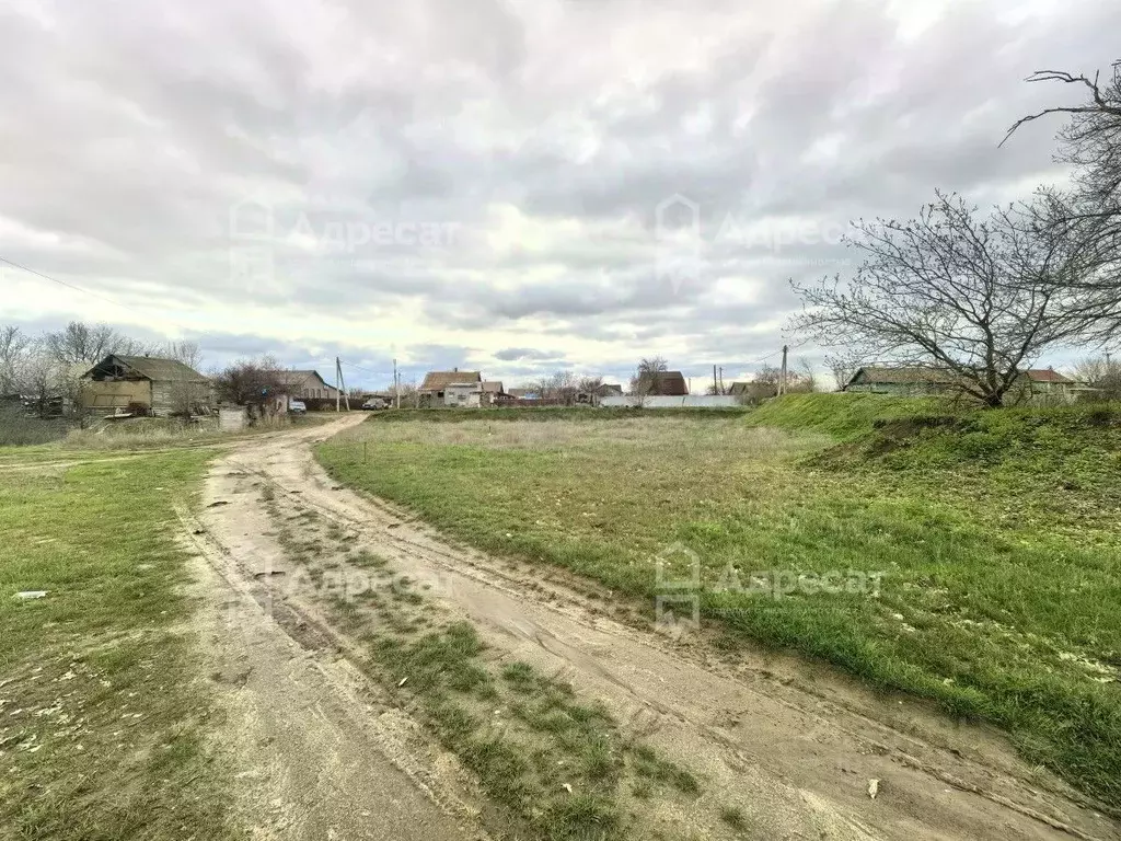 Участок в Волгоградская область, Краснослободск Среднеахтубинский ... - Фото 1