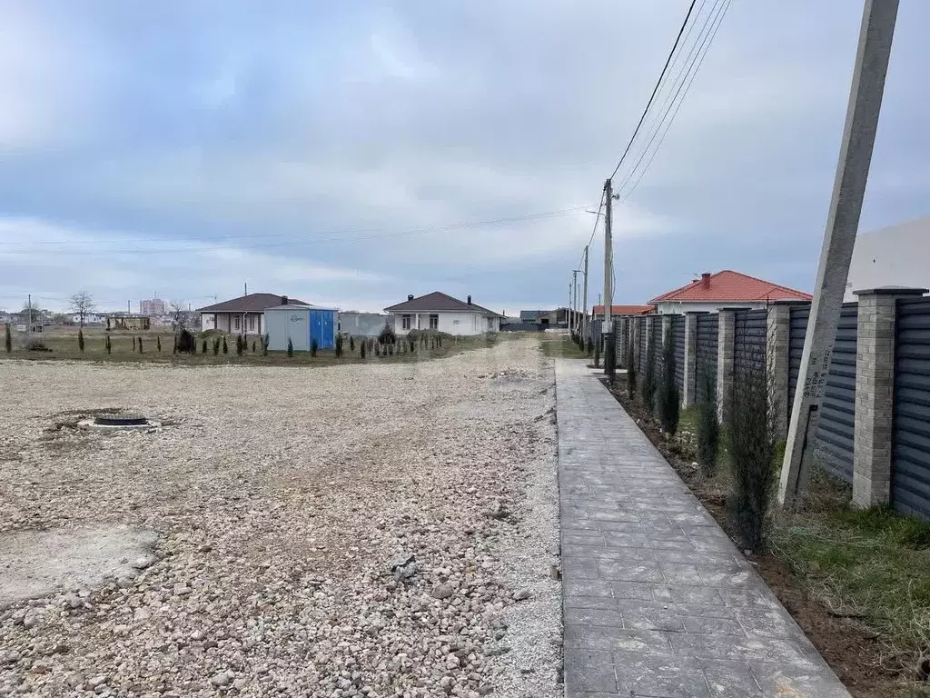 Участок в Крым, Сакский район, с. Уютное, Уютная Гавань мкр  (7.21 ... - Фото 1