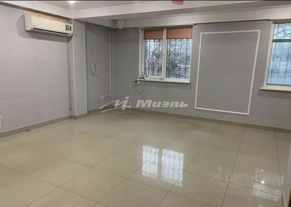 Помещение свободного назначения в Крым, Симферополь ул. Училищная, 22 ... - Фото 1