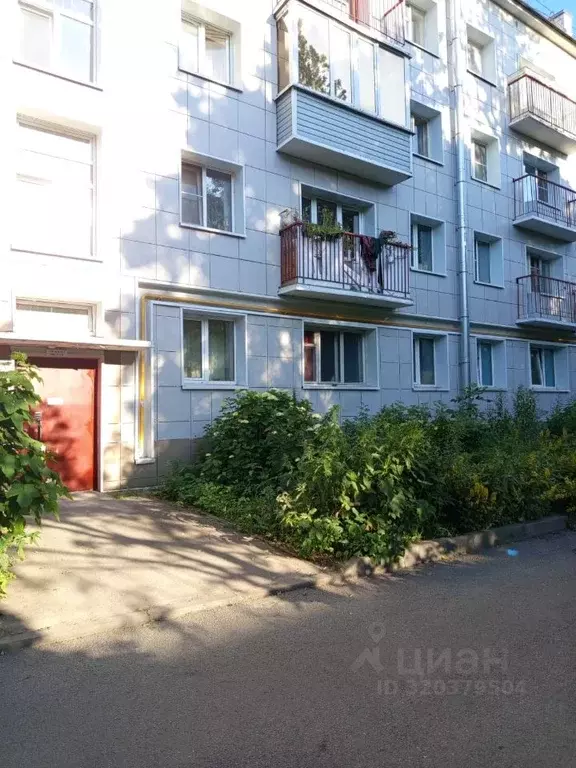 Комната Ленинградская область, Гатчина Соборная ул., 21 (13.8 м) - Фото 1