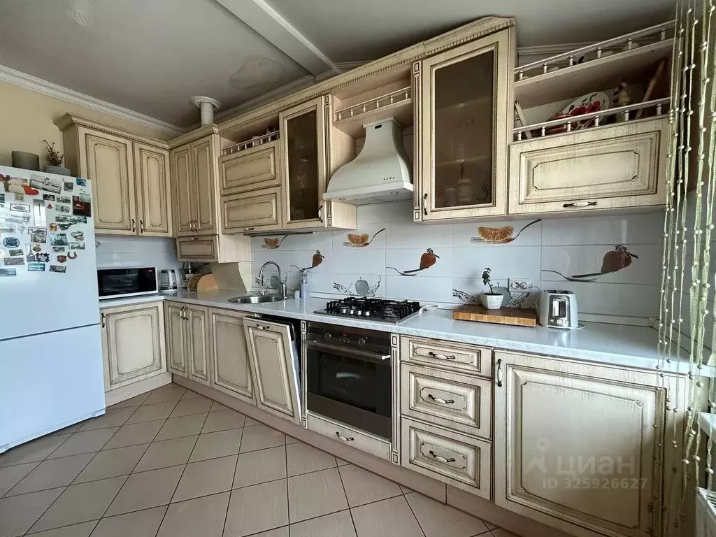 2-к кв. Калининградская область, Калининград ул. Виктора Гакуна (70.0 ... - Фото 2