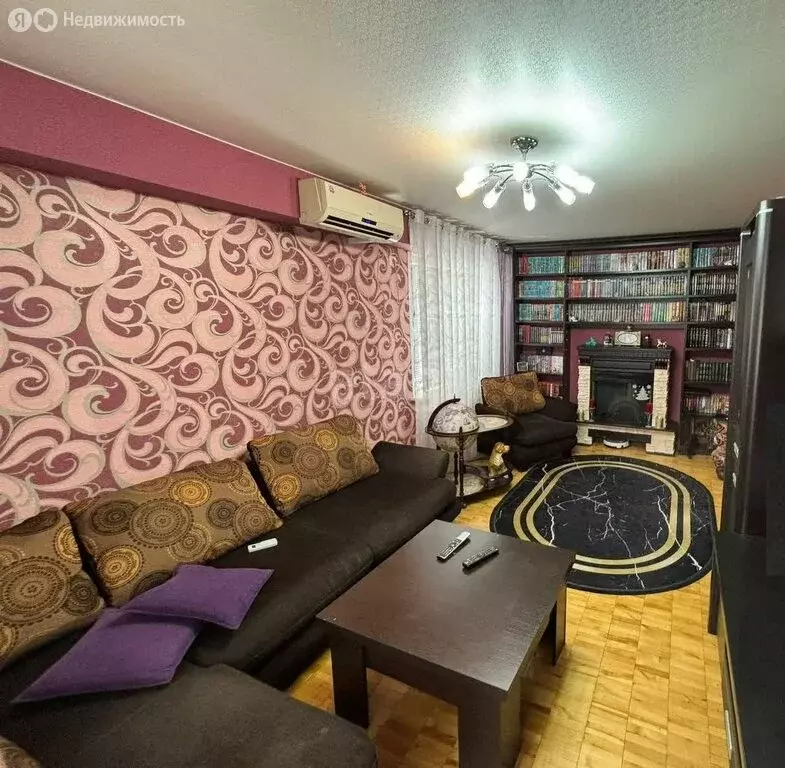 3-комнатная квартира: Волгоград, Ростовская улица, 19 (64.6 м) - Фото 1