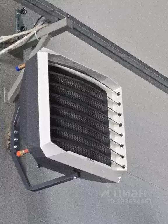 Производственное помещение в Татарстан, Лаишевский район, с. Кирби  ... - Фото 1