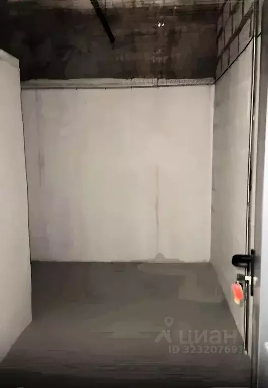 Гараж в Москва проезд Стройкомбината, 1 (9 м) - Фото 1