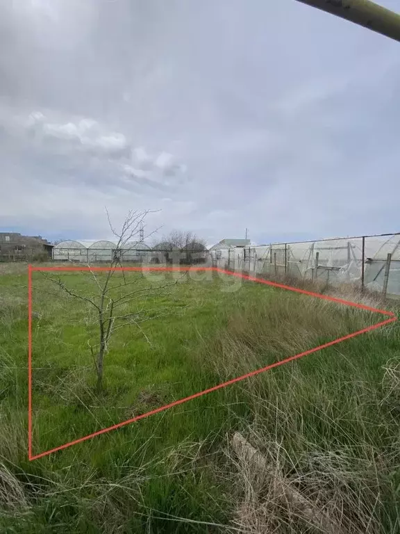 Участок в Крым, Сакский район, Лесновское с/пос, с. Владимировка ул. ... - Фото 1