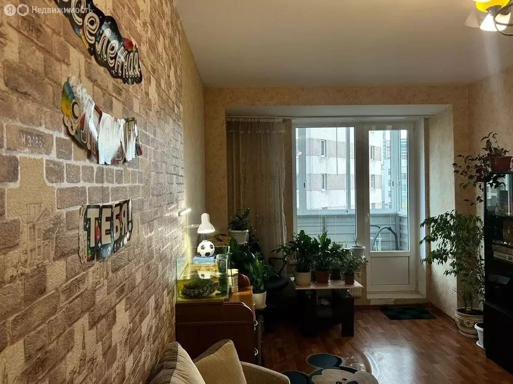 4-комнатная квартира: Санкт-Петербург, Туристская улица, 11к1 (110.5 ... - Фото 1