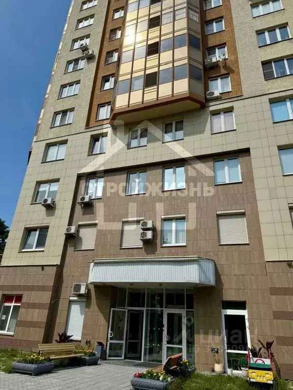 1-к кв. Свердловская область, Екатеринбург ул. Московская, 70 (50.2 м) - Фото 1