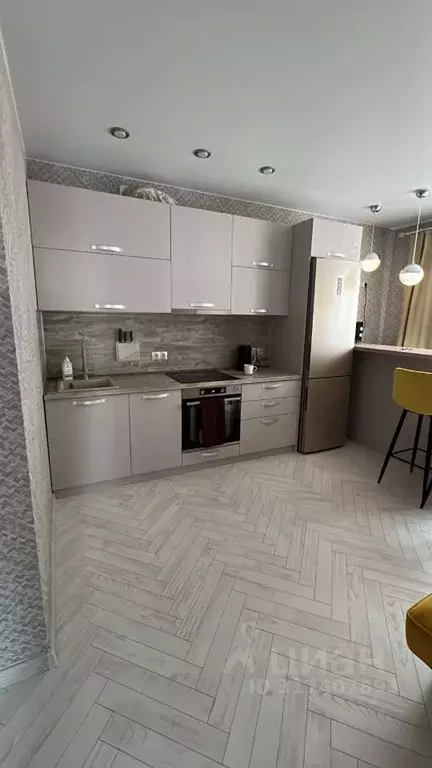 2-к кв. Кемеровская область, Кемерово ул. Сарыгина, 33 (50.0 м) - Фото 0