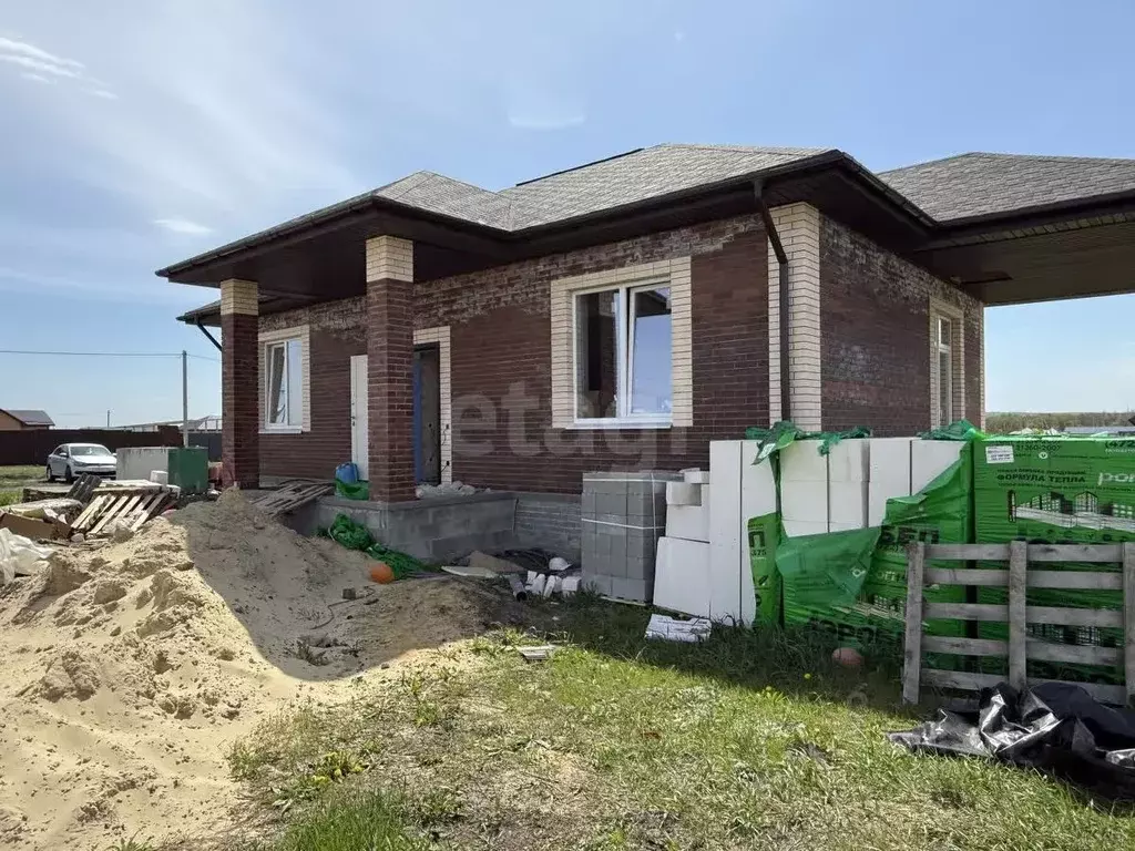 Дом в Белгородская область, Белгородский район, Разумное рп ул. ... - Фото 1