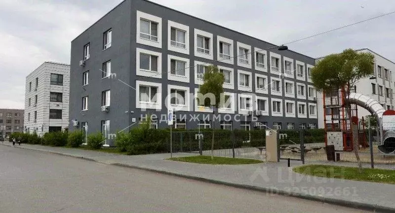 Студия Тюменская область, Тюмень ул. Стройотрядовская, 8 (27.0 м) - Фото 1