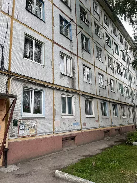 Комната 10 м в 8-к., 5/5 эт. - Фото 0