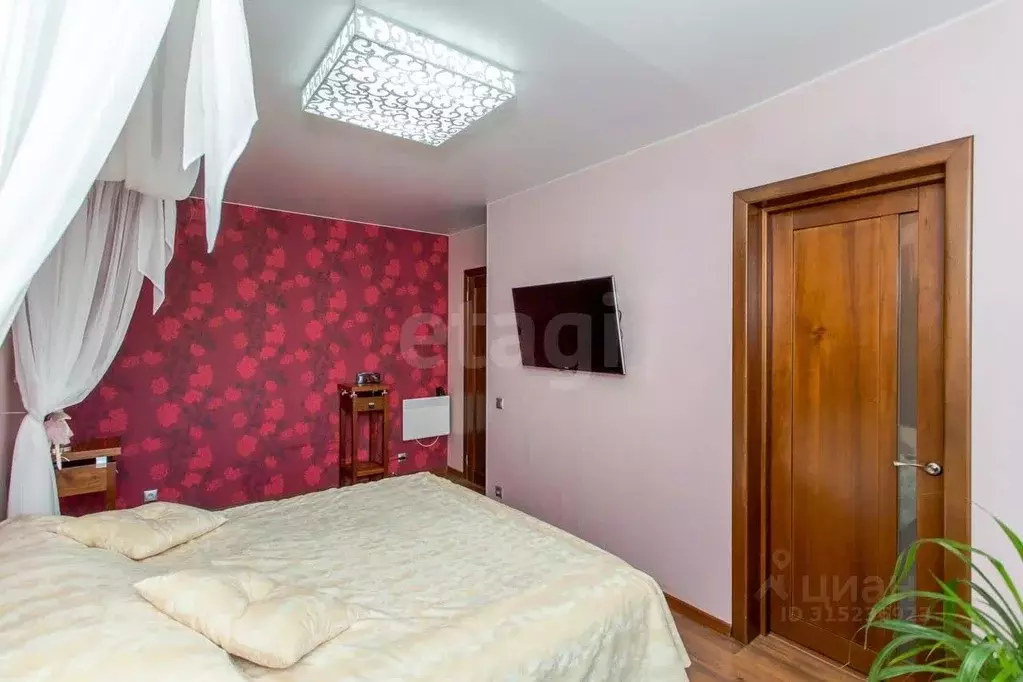 4-к кв. Приморский край, Владивосток ул. Четвертая, 6Б (217.0 м) - Фото 1