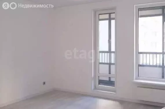 3-комнатная квартира: Санкт-Петербург, Светлановский проспект, 14к1 ... - Фото 0