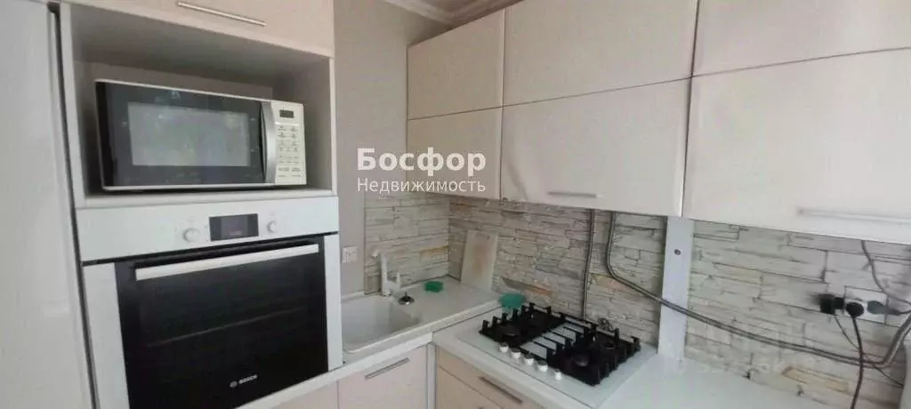 2-к кв. Крым, Керчь ул. Горького, 2Б (47.5 м) - Фото 1