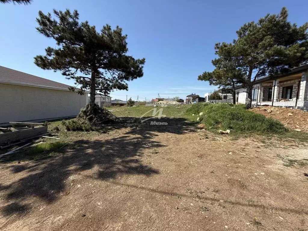 Участок в Севастополь Янтарь садоводческое товарищество, 92 (8.0 сот.) - Фото 1